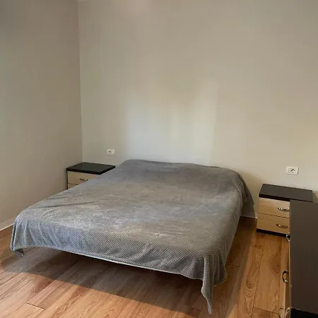 Modern Tirana Apt Close To City Center